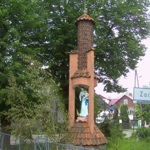 Kapliczka projektu Koszczyc-Witkiewicza-min